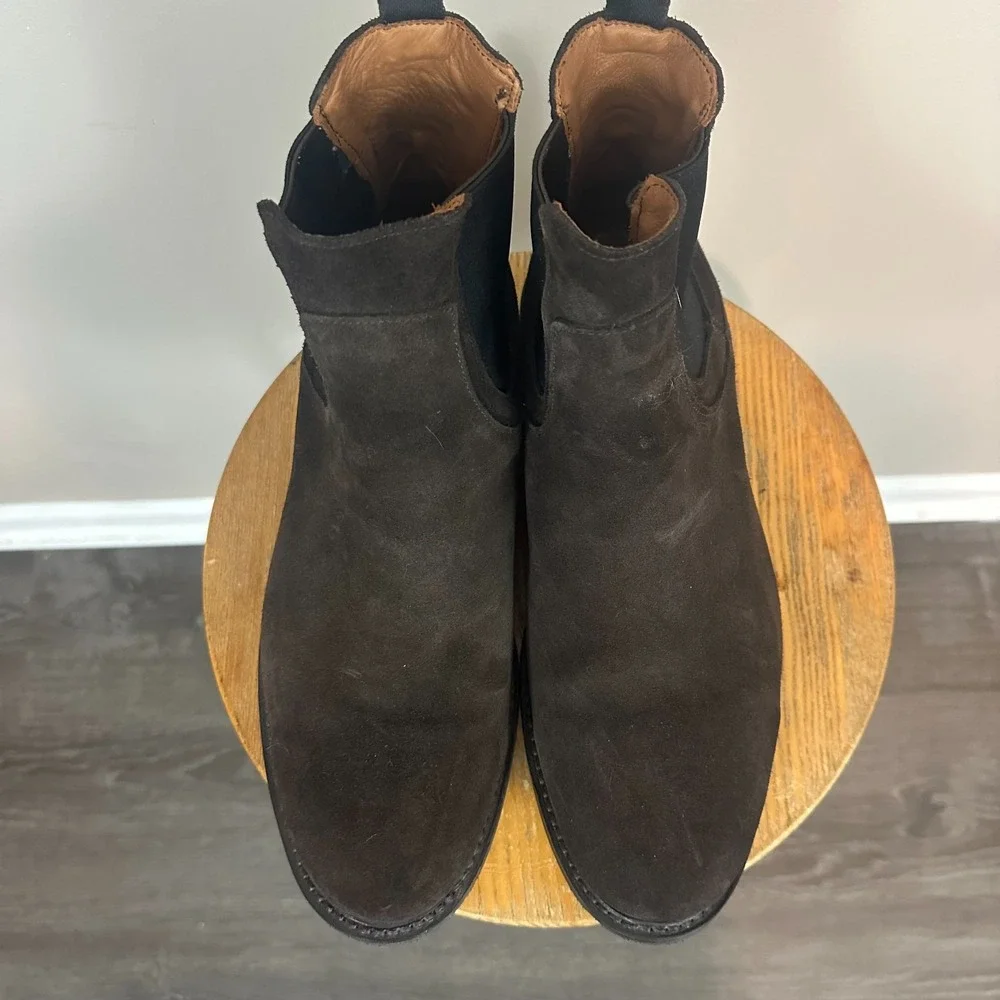 Allen Edmonds Tanner Men 10.5 Chelsea Boot Suede Chocolate Leather Weatherproof